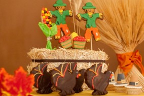 amy butler thanksgiving dessert table