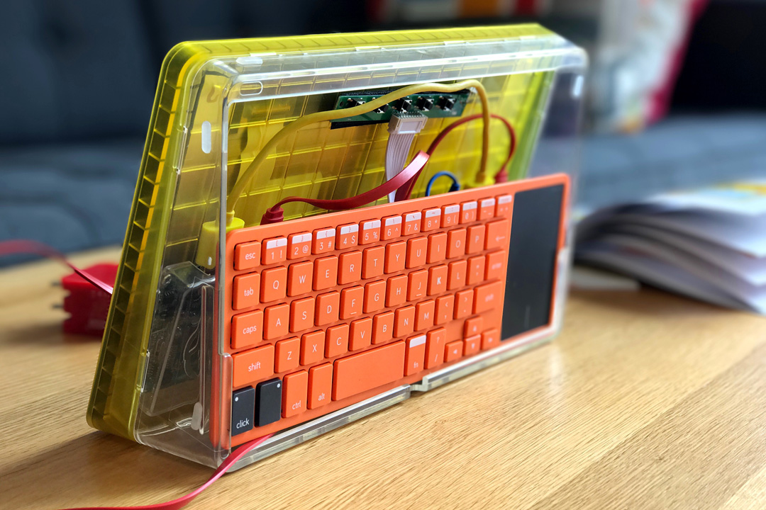 Why I chose Kano screen + computer kits to build my son's first