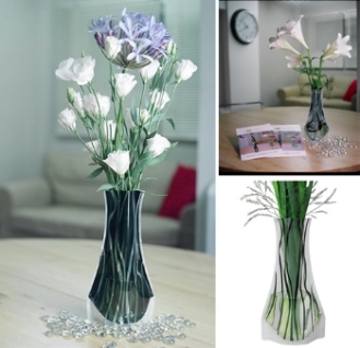 Vazu vase: foldable and reusable flower vase