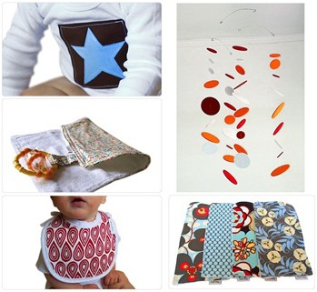quilt baby onesie bib burp cloth mobile : baby shower gift ideas
