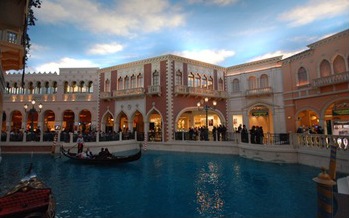 the grand canal shoppes at the venetian