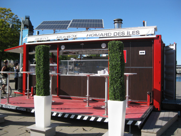 muvbox fast-food restaurant in a recycled shipping container with solar panels 