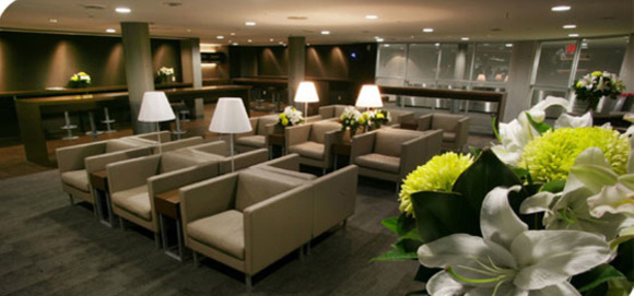 Billy Bishop Toronto City Airport lounge