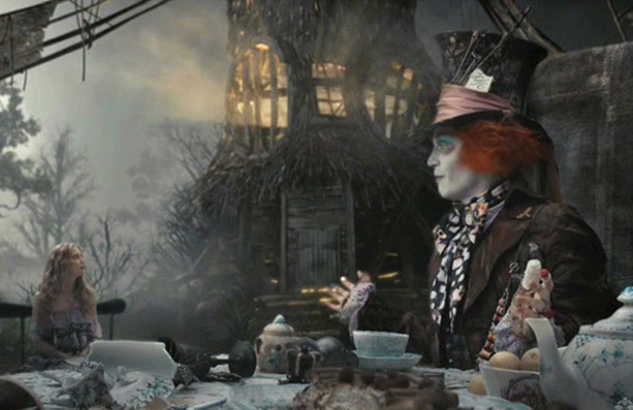 tea party trailer alice in wonderland of Tim Burton