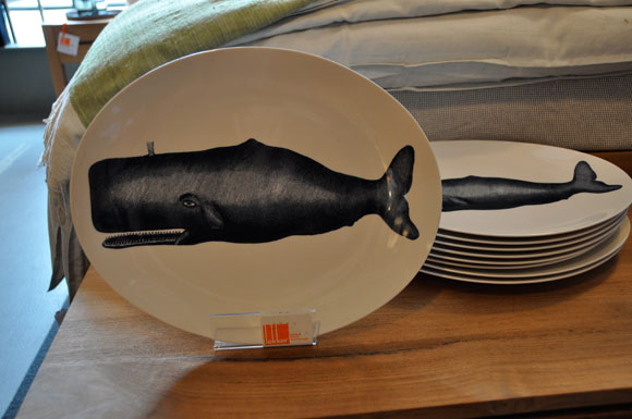 Thomas Paul melamine :: whale server plate