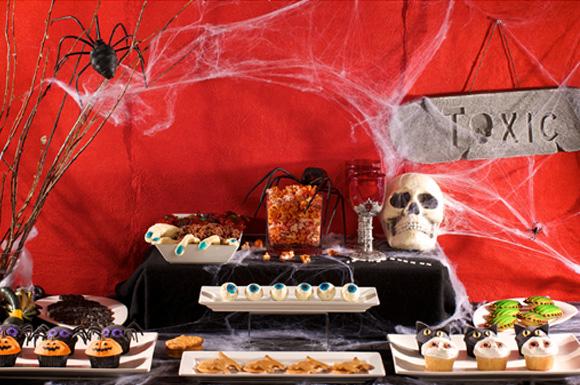 Halloween sweet table by kreavie