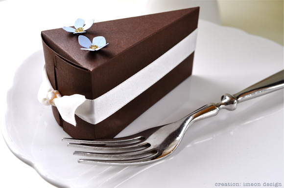 cake slice favor boxes