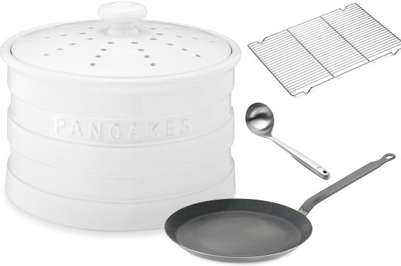 my must-have tools to cook and serve crepes and pancakes