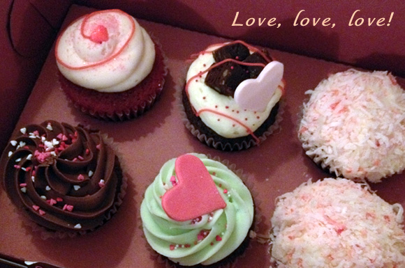 happy valentine's day cupcakes