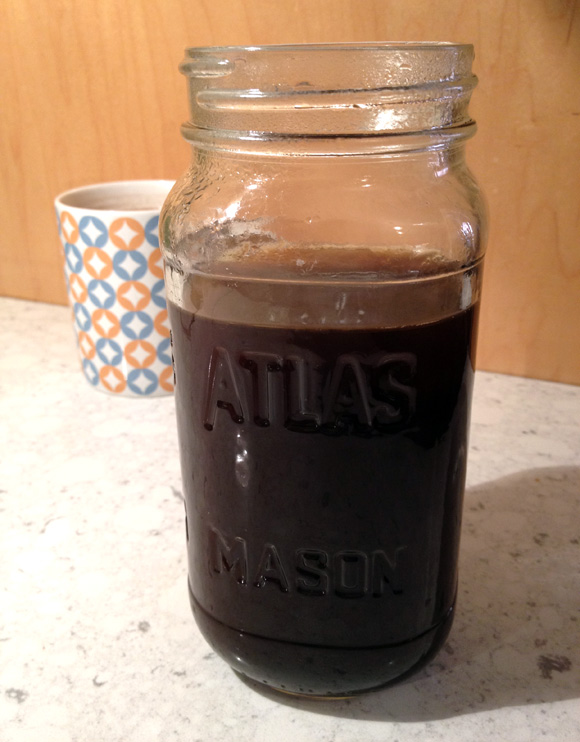 french press coffee pour in mason jar